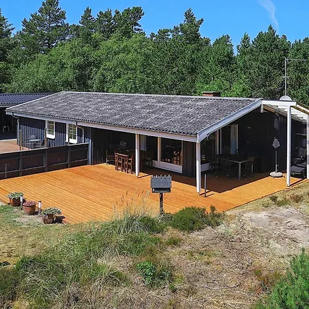 Three-bedroom In 3 Holiday home Blavand